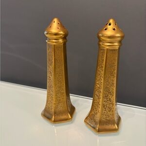 Vintage Pickard Gold Encrusted Salt & Pepper Shakers 4.5" x 1.5" Preloved